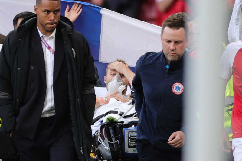 Christian Eriksen nach seiner Herzattacke beim Auftaktspiel der Dänen bei der EURO 2021 (Foto AFP)