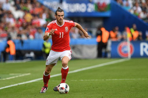 Wales' Stürmer Gareth Bale beim EM-Achtelfinale gegen Nordirland im Parc des Princes stadium in Paris. / AFP PHOTO / PAUL ELLIS